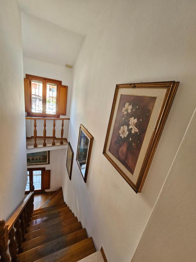 Casa Ronci - Centro Storico - Palacongressi Rimini Buitenkant foto